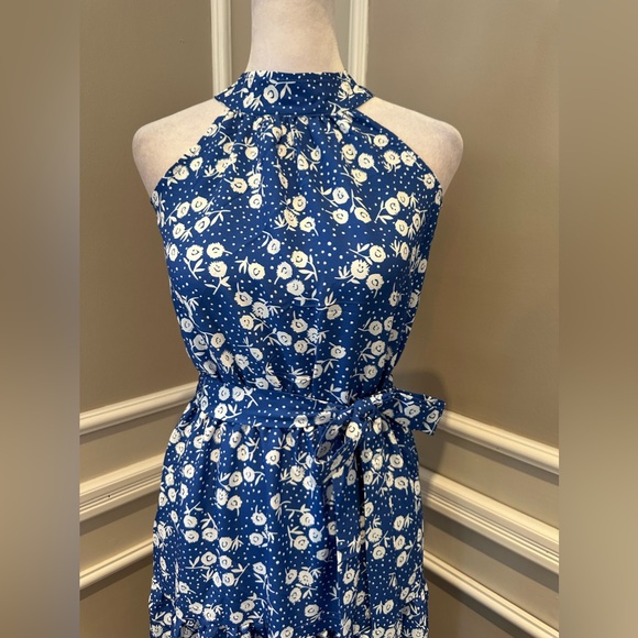 NWT Women’s Halter neck, Maxi layer dress in blue and Floral with leaf dot - Picture 3 of 9